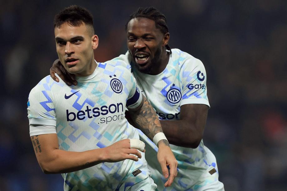 [图]意甲-迪马尔科助攻戴帽劳塔罗破门 国米5-0萨索洛